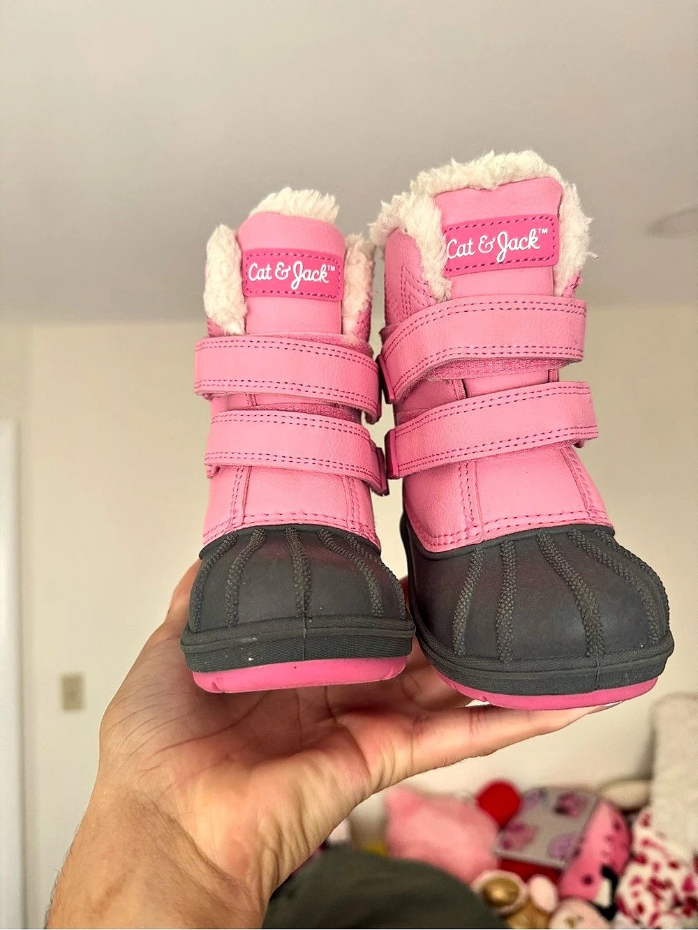Cat & Jack Denver Winter Boots Pink & Black Boots Size 6 Like New